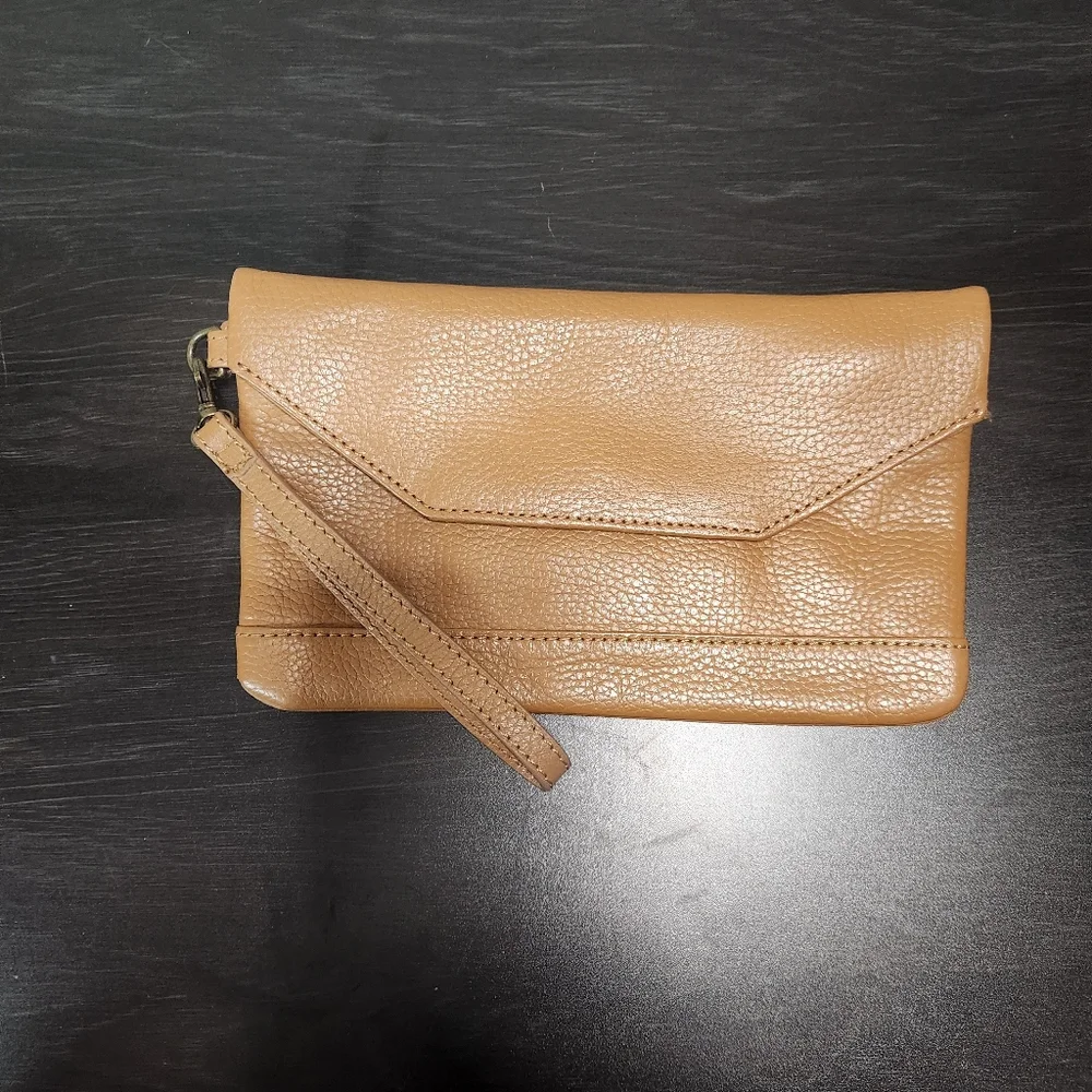 L.L. Bean Light Brown Leather Wristlet - Picture 8 of 10